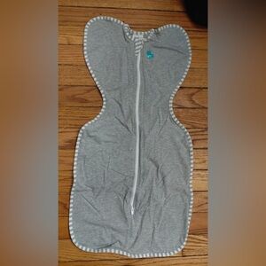 Love to Dream grey Swaddle Up